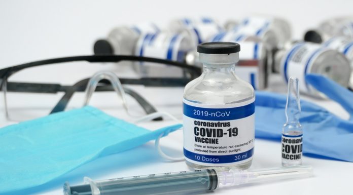 321 cepiv proti covid-19 v razvoju, 32 že v kliničnih testiranjih