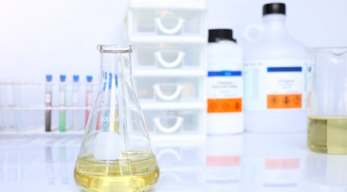 Nevarne kemikalije vzrok za Parkinsonovo bolezen?