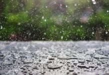 Dežne kaplje kot simbol izpiranja kemikalij iz atmosfere na zemeljsko površje