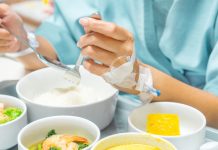 Bolnišnični obrok kot ponazoritev pomena prehrane pri tveganju za rake prebavil