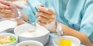 Bolnišnični obrok kot ponazoritev pomena prehrane pri tveganju za rake prebavil