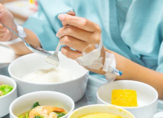 Podvojitev obolevnosti za raki prebavil povezana z neustreznim prehranjevanjem Bolnišnični obrok kot ponazoritev pomena prehrane pri tveganju za rake prebavil